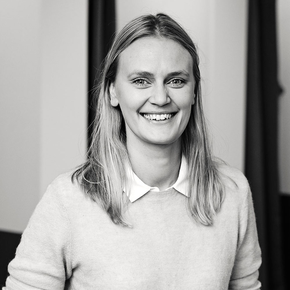 Julie Andersen, kiropraktor